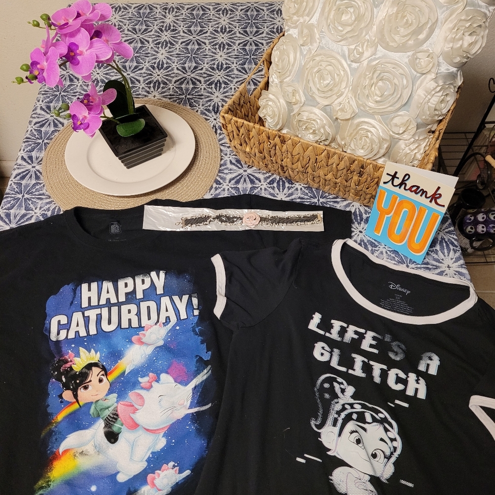Disney. Wreck it Ralph shirt lot 2xl